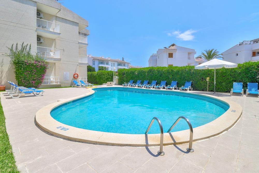 Llevant Apartments Port de Pollença Exteriör bild