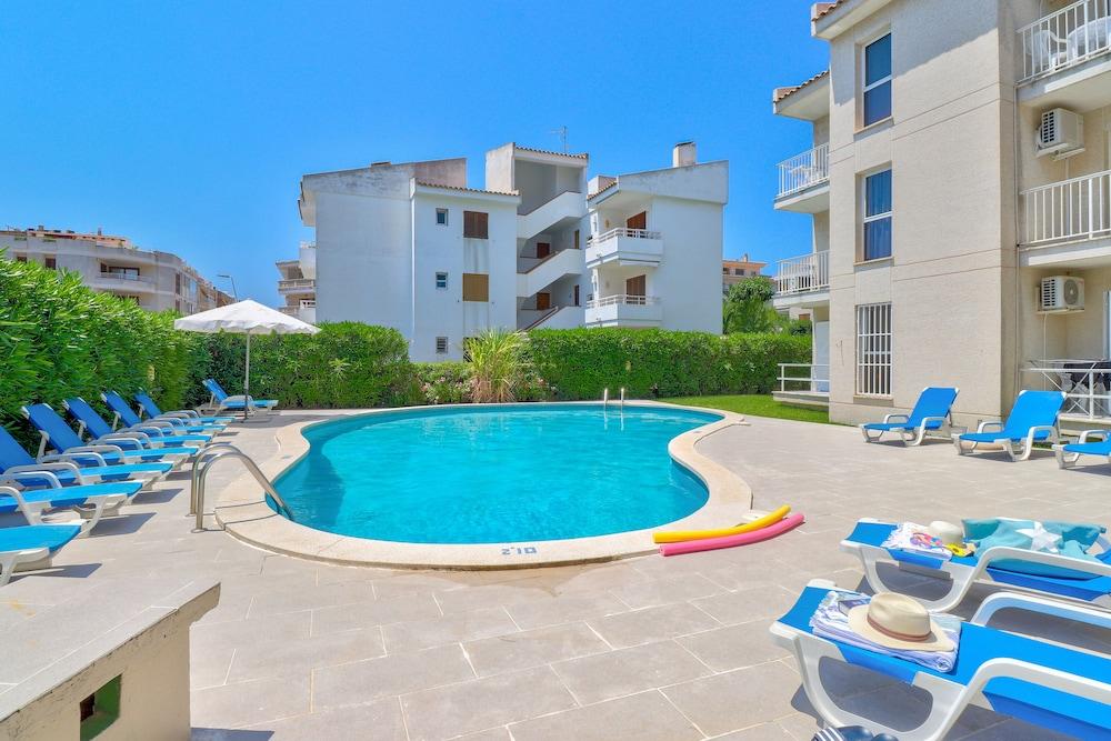 Llevant Apartments Port de Pollença Exteriör bild