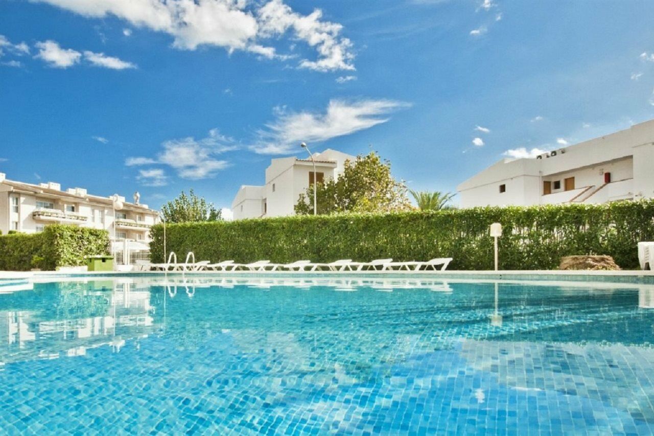 Llevant Apartments Port de Pollença Exteriör bild